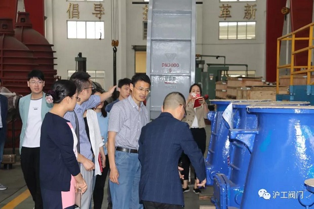 �ζ��^��ίǰ���Ϻ������y�T�S�M���{�У��D2��