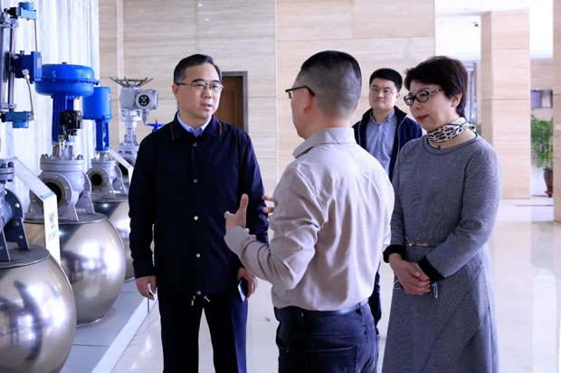 嘉定區委常委、組織部部長姚衛華蒞臨上海滬工閥門廠(集團)有限公司開展走訪調研工作(圖1)